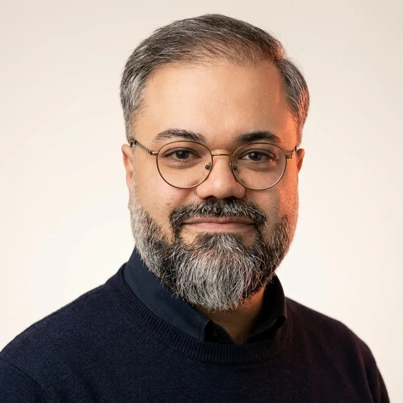 Portrait of Amin Bakht